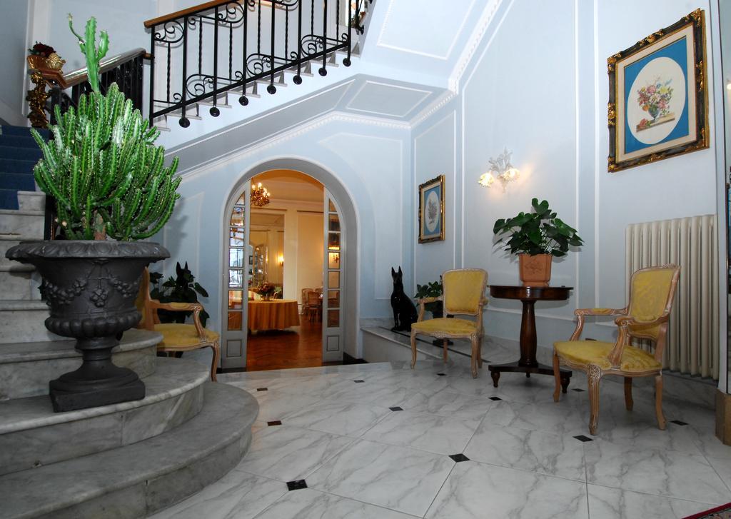 Grande Albergo Quattro Stagioni Rieti Luaran gambar