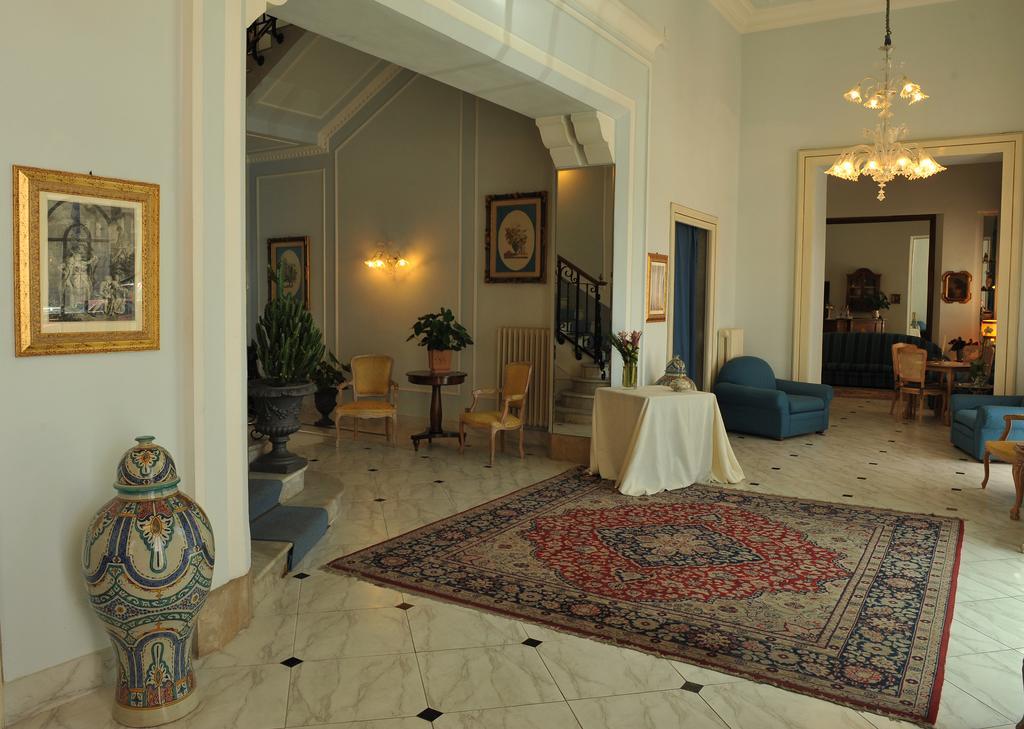 Grande Albergo Quattro Stagioni Rieti Luaran gambar