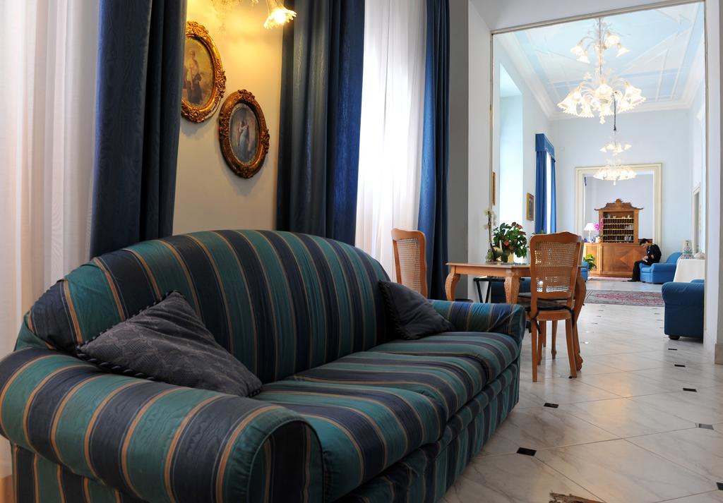 Grande Albergo Quattro Stagioni Rieti Luaran gambar