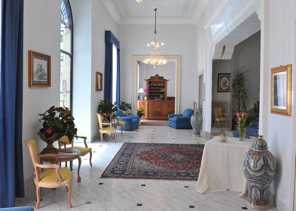 Grande Albergo Quattro Stagioni Rieti Luaran gambar