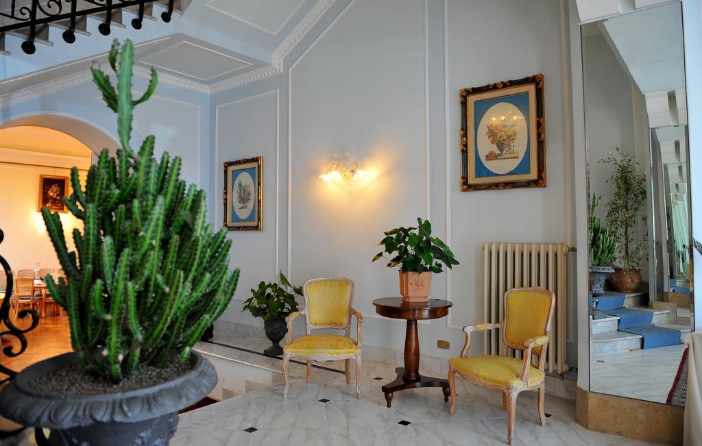 Grande Albergo Quattro Stagioni Rieti Luaran gambar
