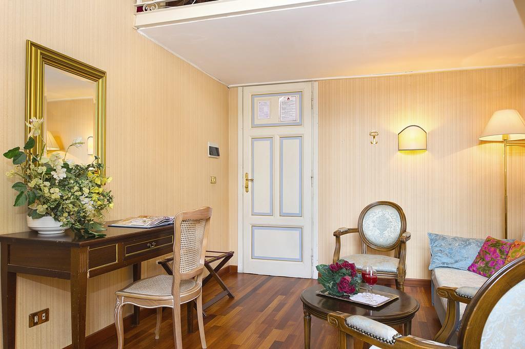 Grande Albergo Quattro Stagioni Rieti Bilik gambar